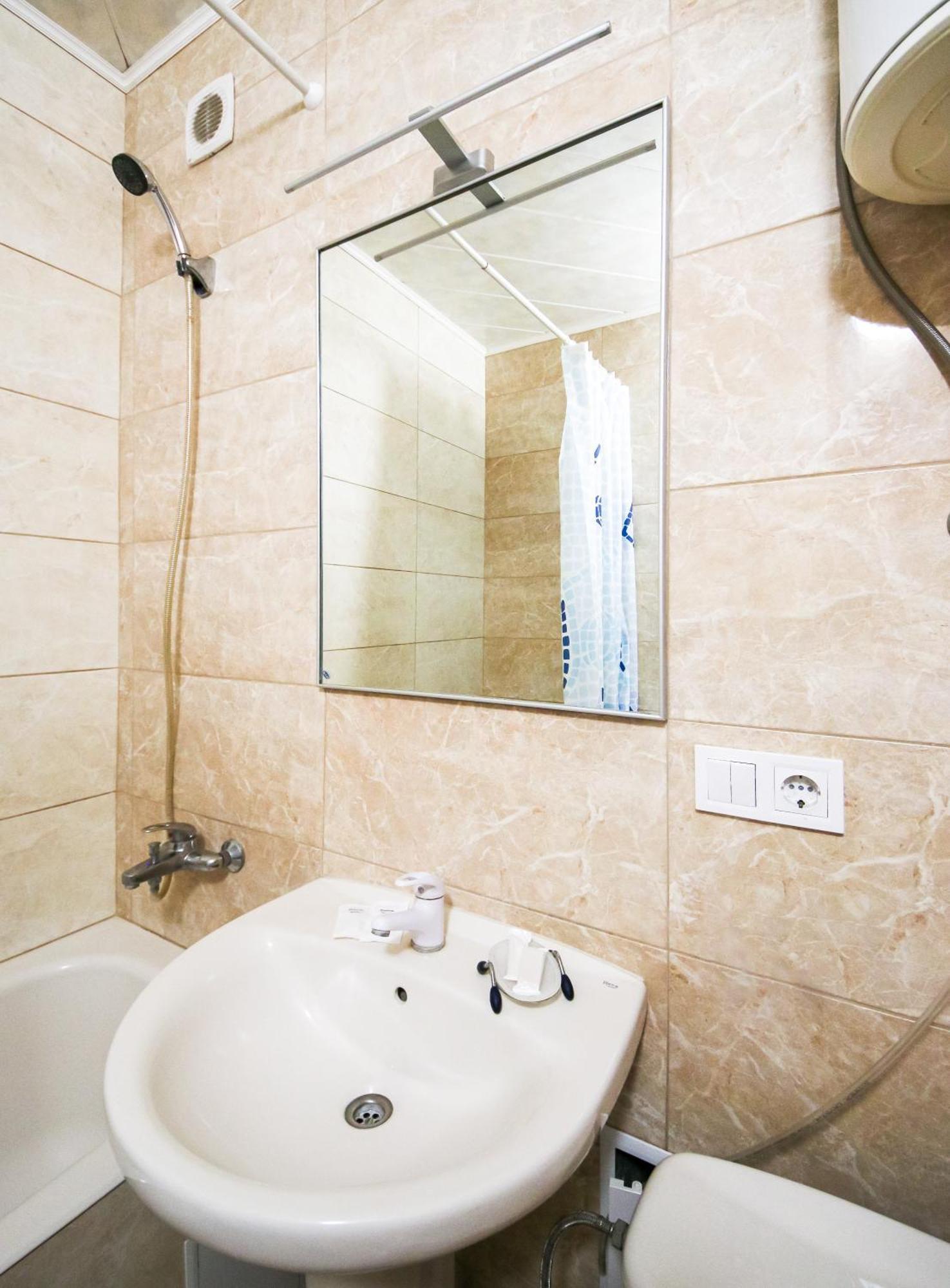 Apartment неподалік трц гулівер, м. палац спорту